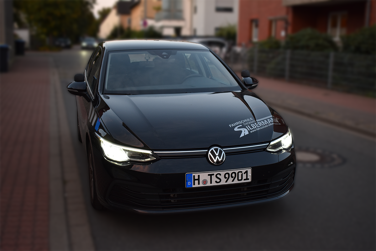 VW Golf 8 Automatik Front