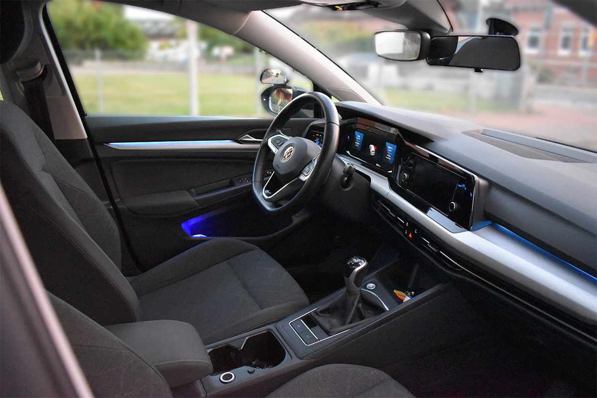 VW Golf 8 Schalter Seite